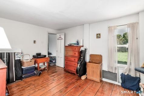 199 Berkshire Road Newtown CT 06482