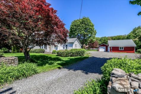 199 Berkshire Road Newtown CT 06482
