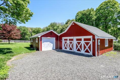 199 Berkshire Road Newtown CT 06482