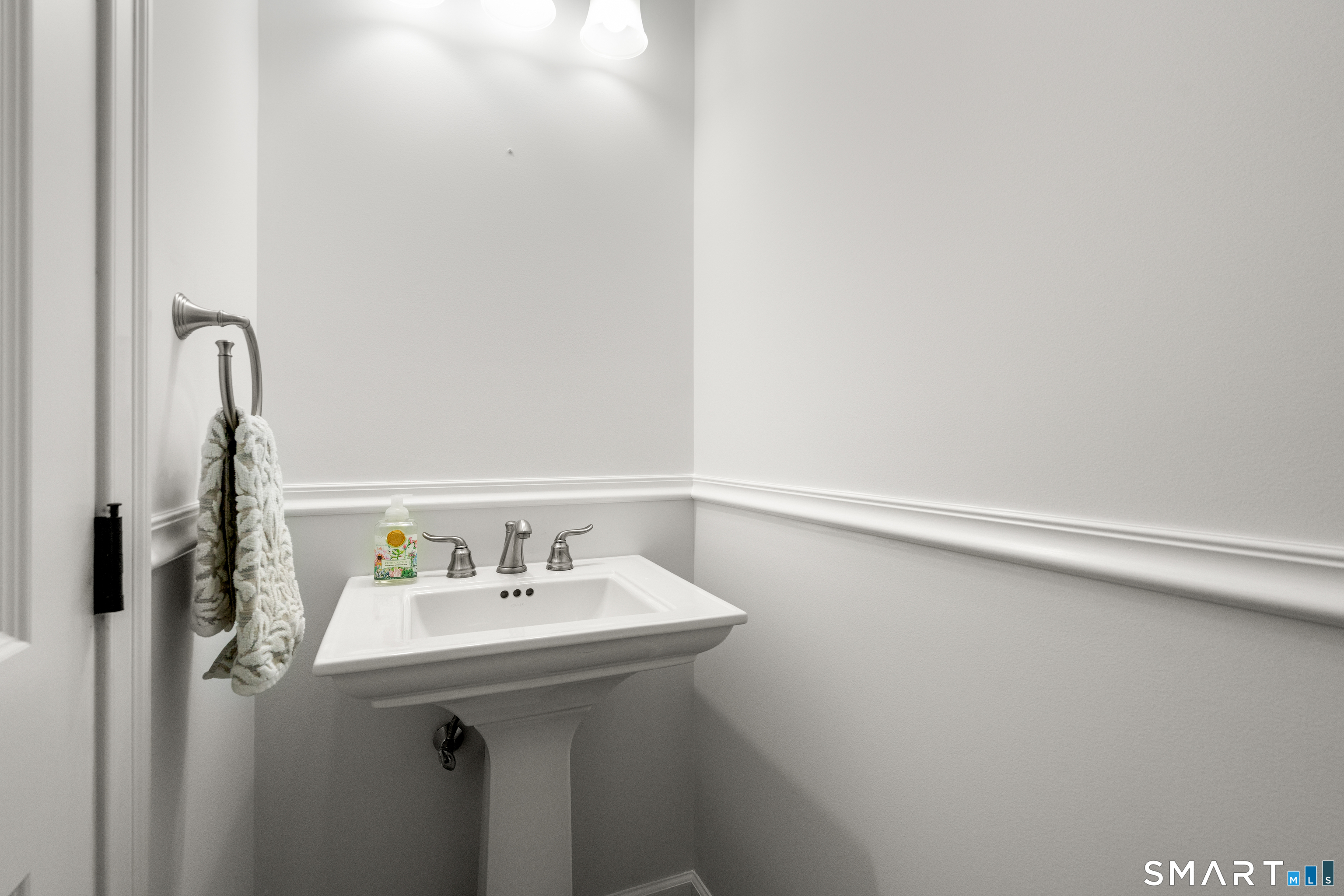 199 Abbott Road Ellington CT 06029