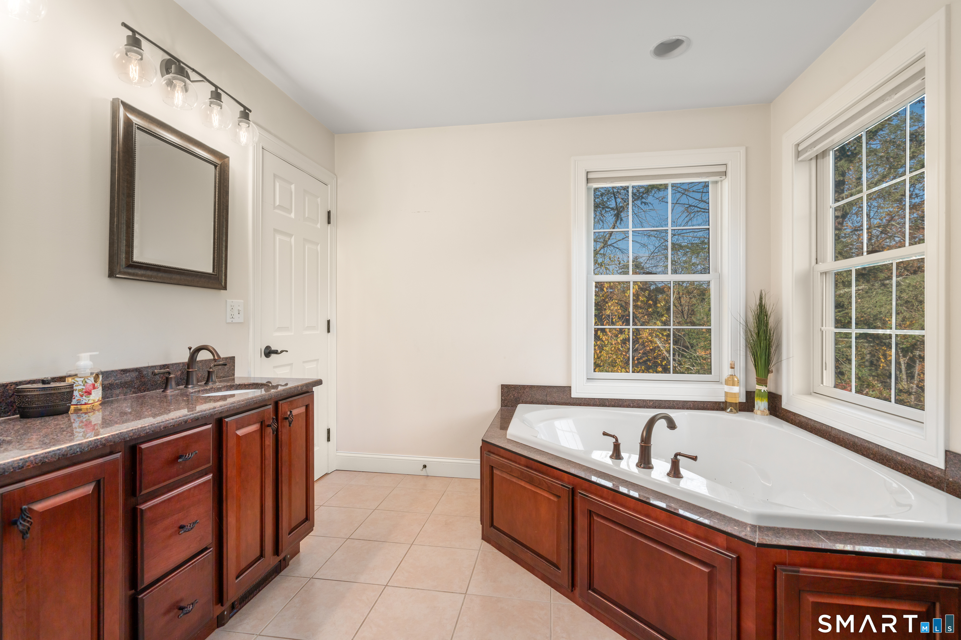 199 Abbott Road Ellington CT 06029