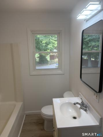 17 Sheas Lane Norwich CT 06380