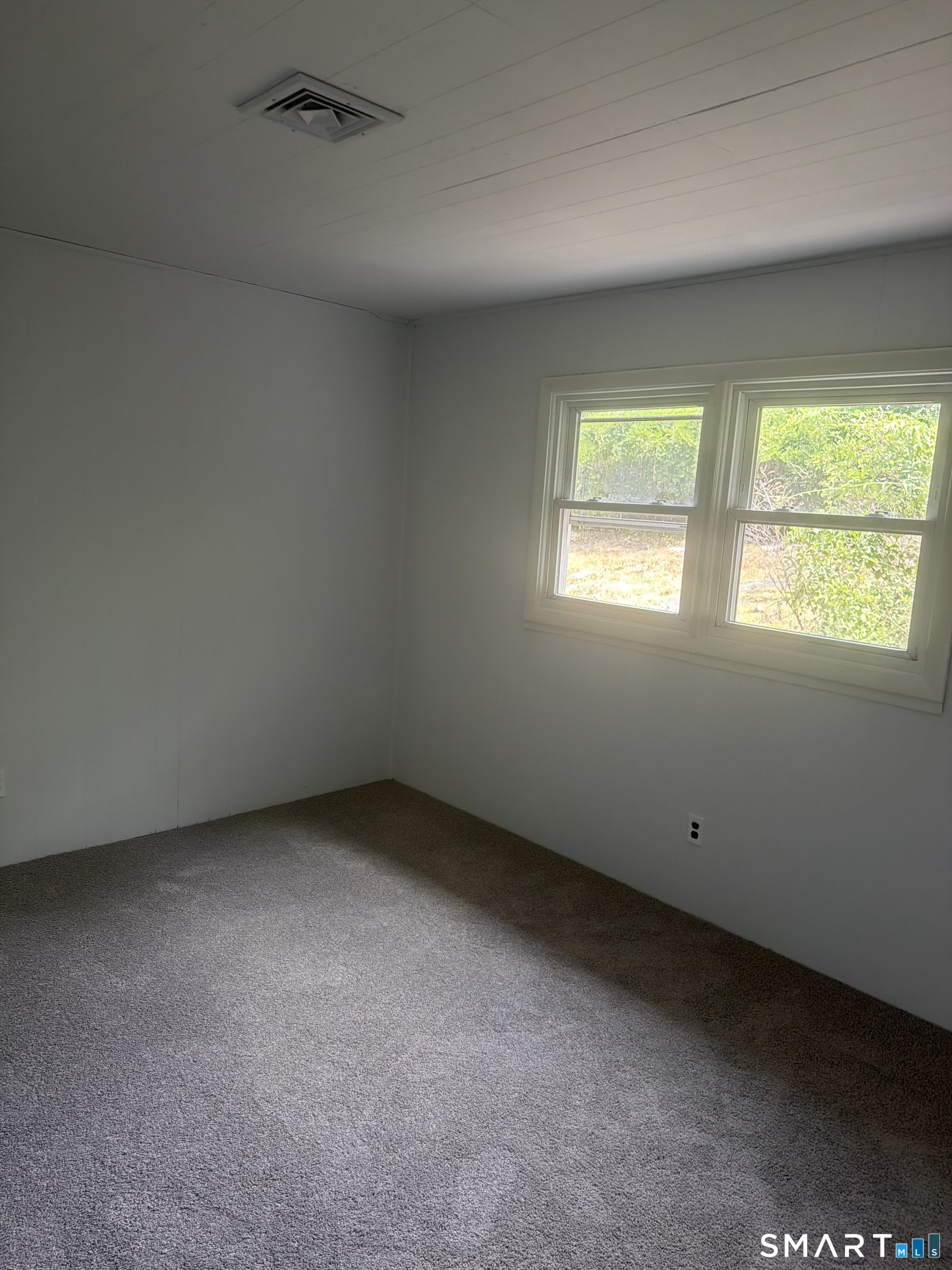 17 Sheas Lane Norwich CT 06380