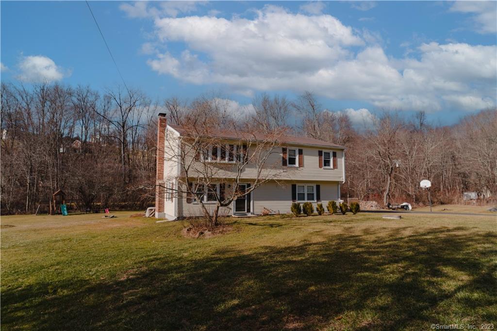 40 Greenridge Drive Brookfield CT 06804