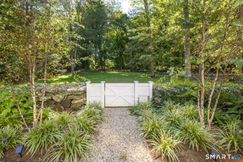14 Stanton Drive Stamford CT 06902