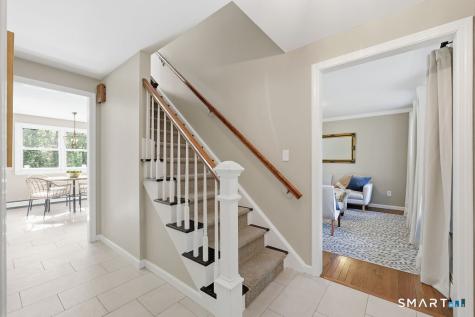 3 Hartfield Lane Farmington CT 06032