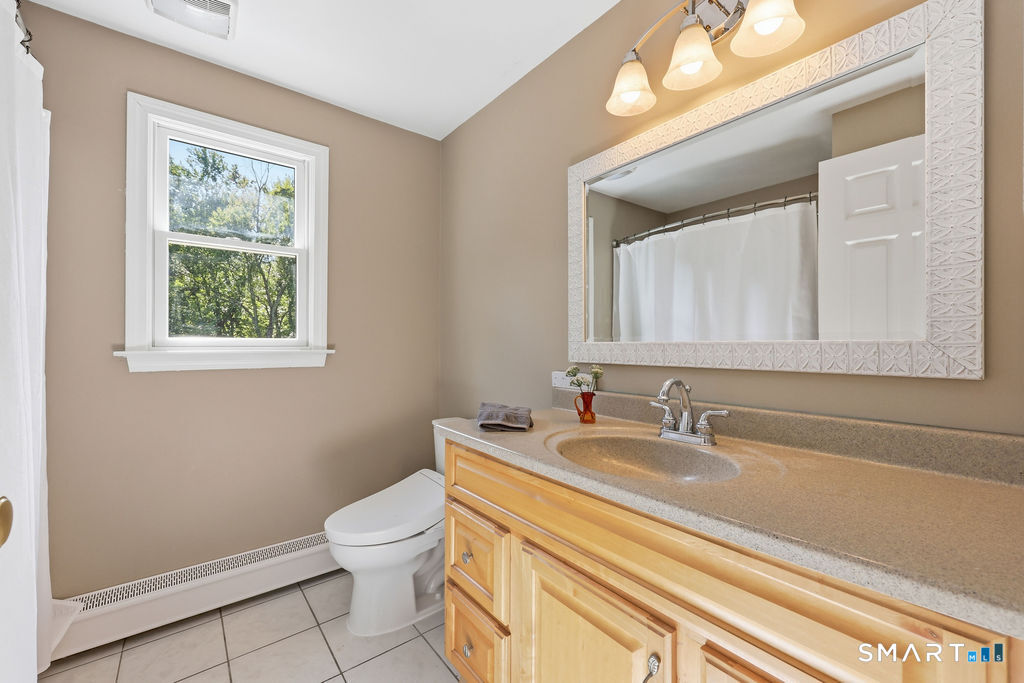 3 Hartfield Lane Farmington CT 06032