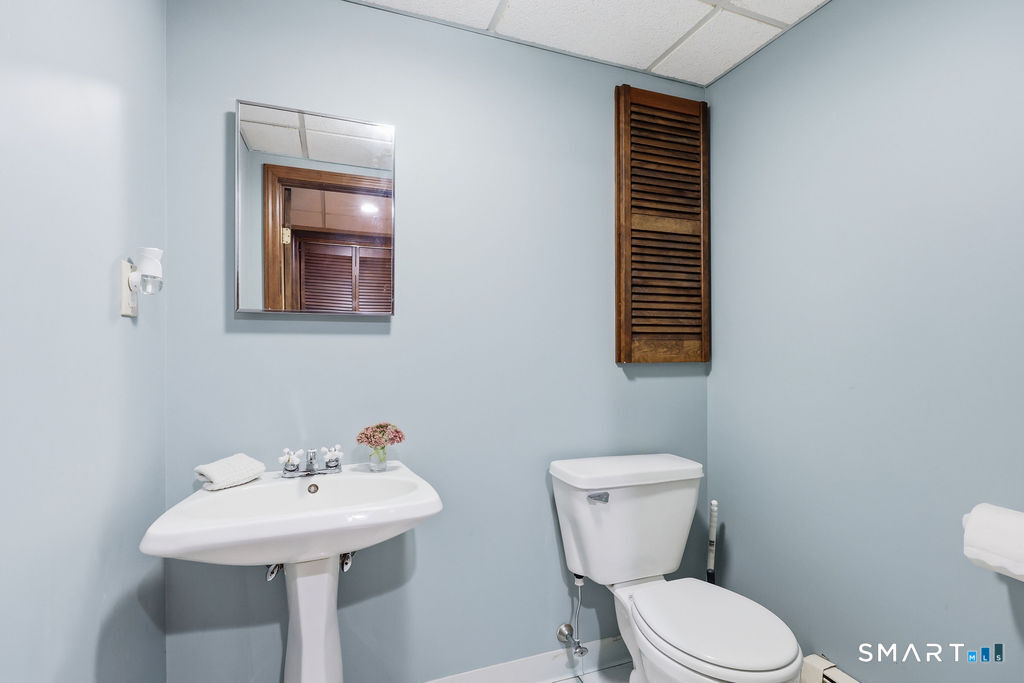 3 Hartfield Lane Farmington CT 06032