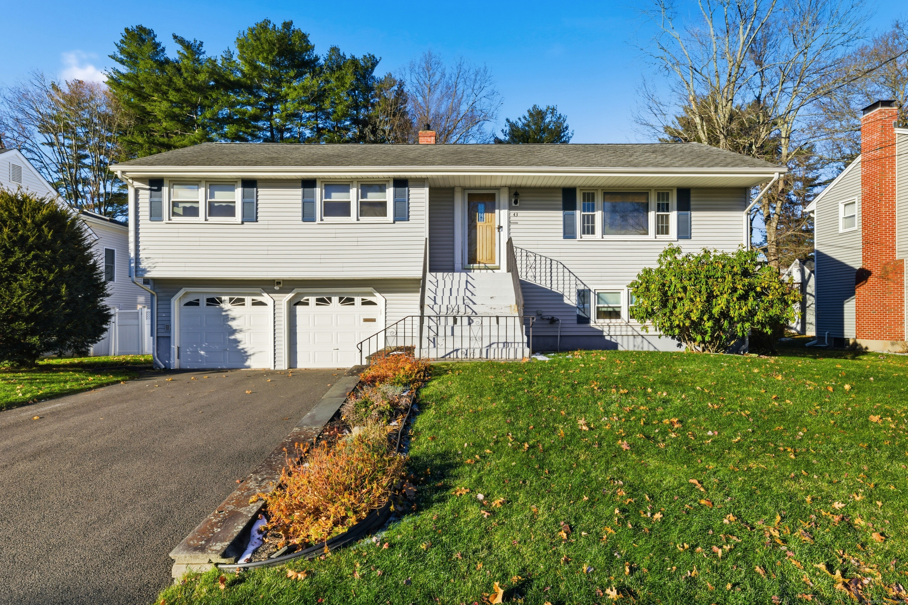 43 Burnham Drive West Hartford CT 06110