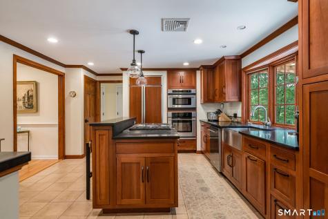 98 Bishop Lane Madison CT 06443