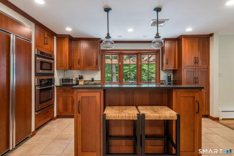 98 Bishop Lane Madison CT 06443