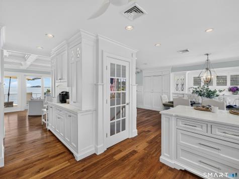 187 Old Mail Trail Westbrook CT 06498