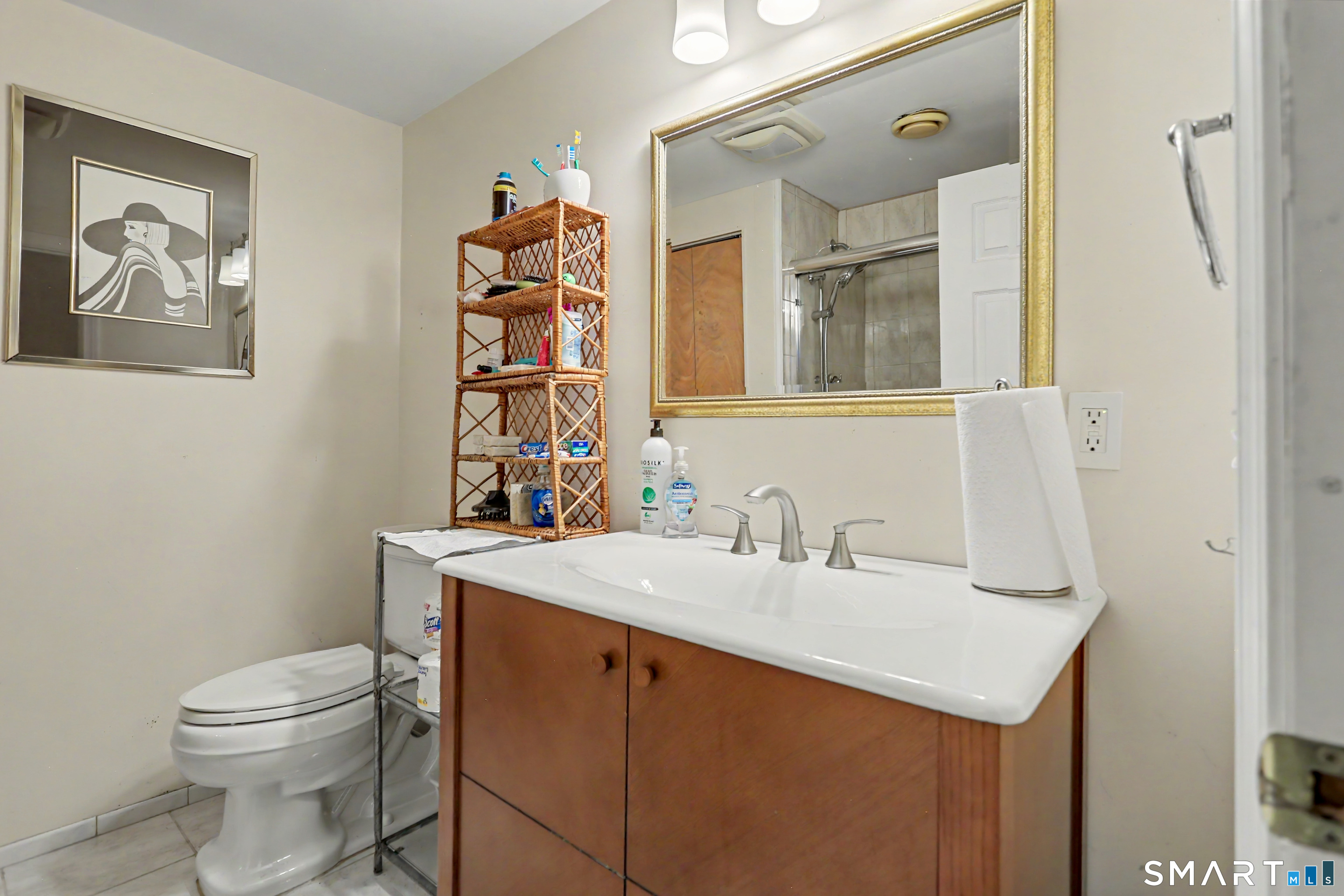 1908 Stratfield Road Fairfield CT 06825