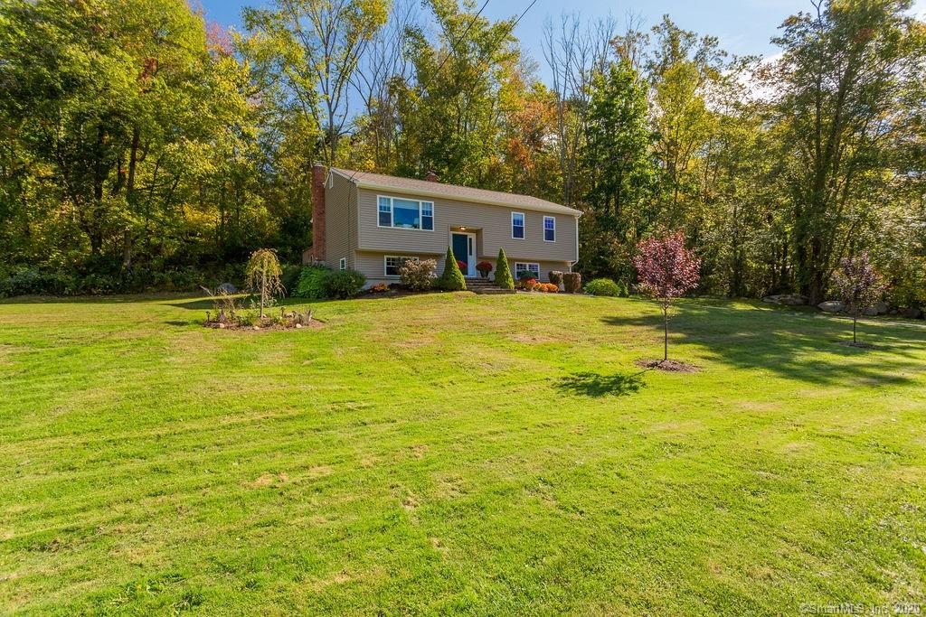 21 Greenridge Drive Brookfield CT 06804