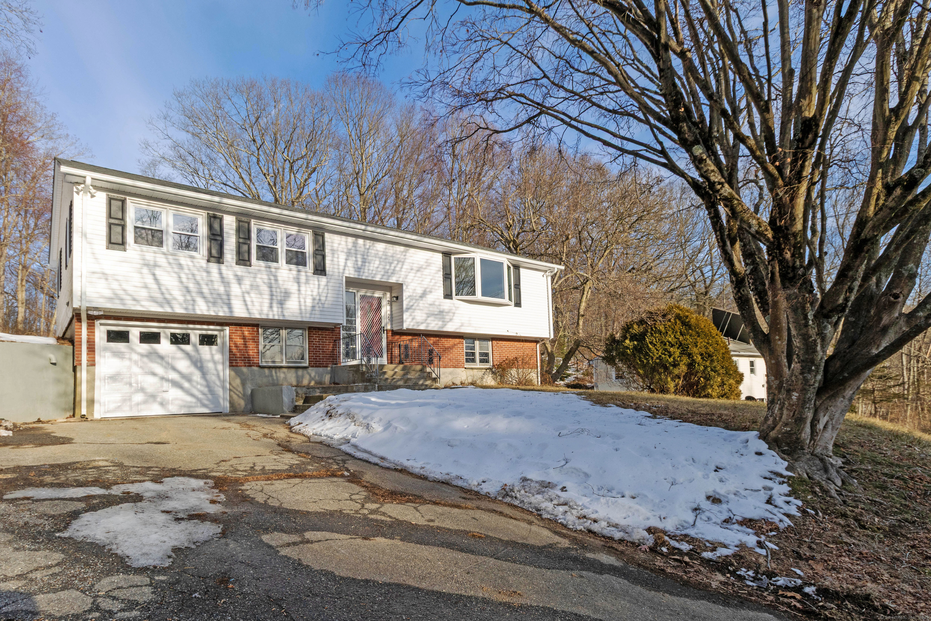 90 Lucas Park Road Norwich CT 06360