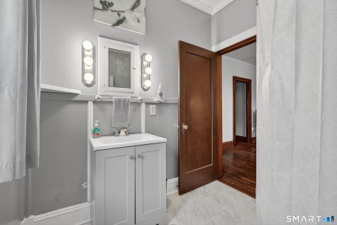 153 Old Norwich Road Waterford CT 06375