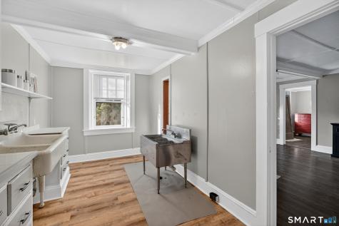 153 Old Norwich Road Waterford CT 06375