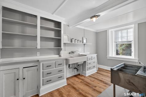 153 Old Norwich Road Waterford CT 06375