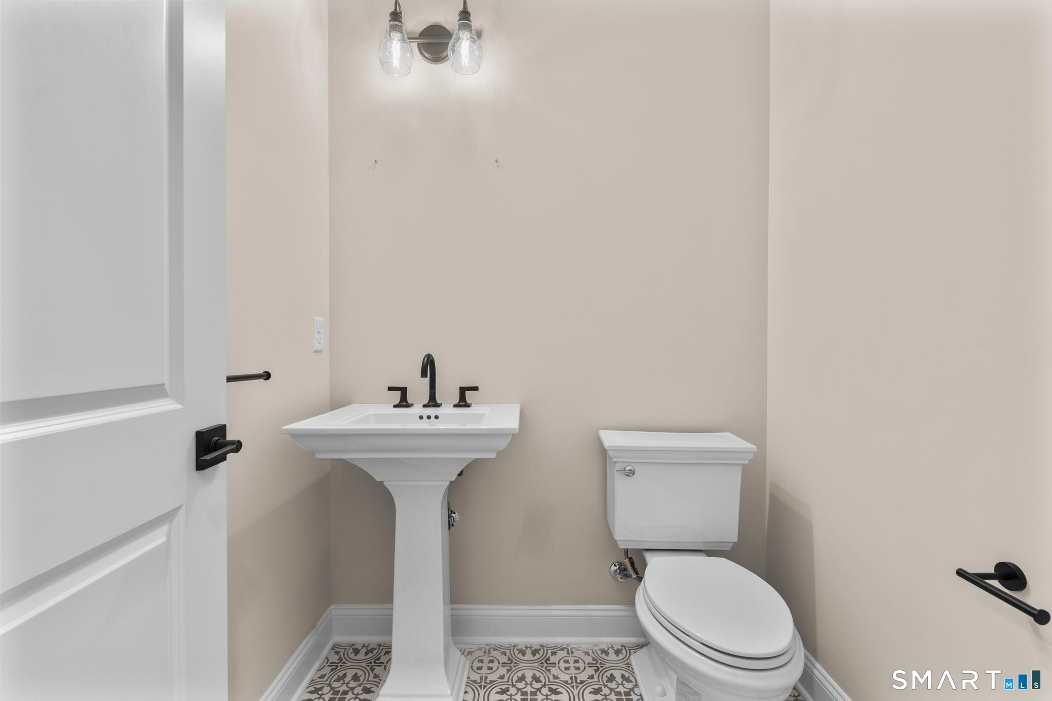 9 Twin Valley Road East Lyme CT 06333