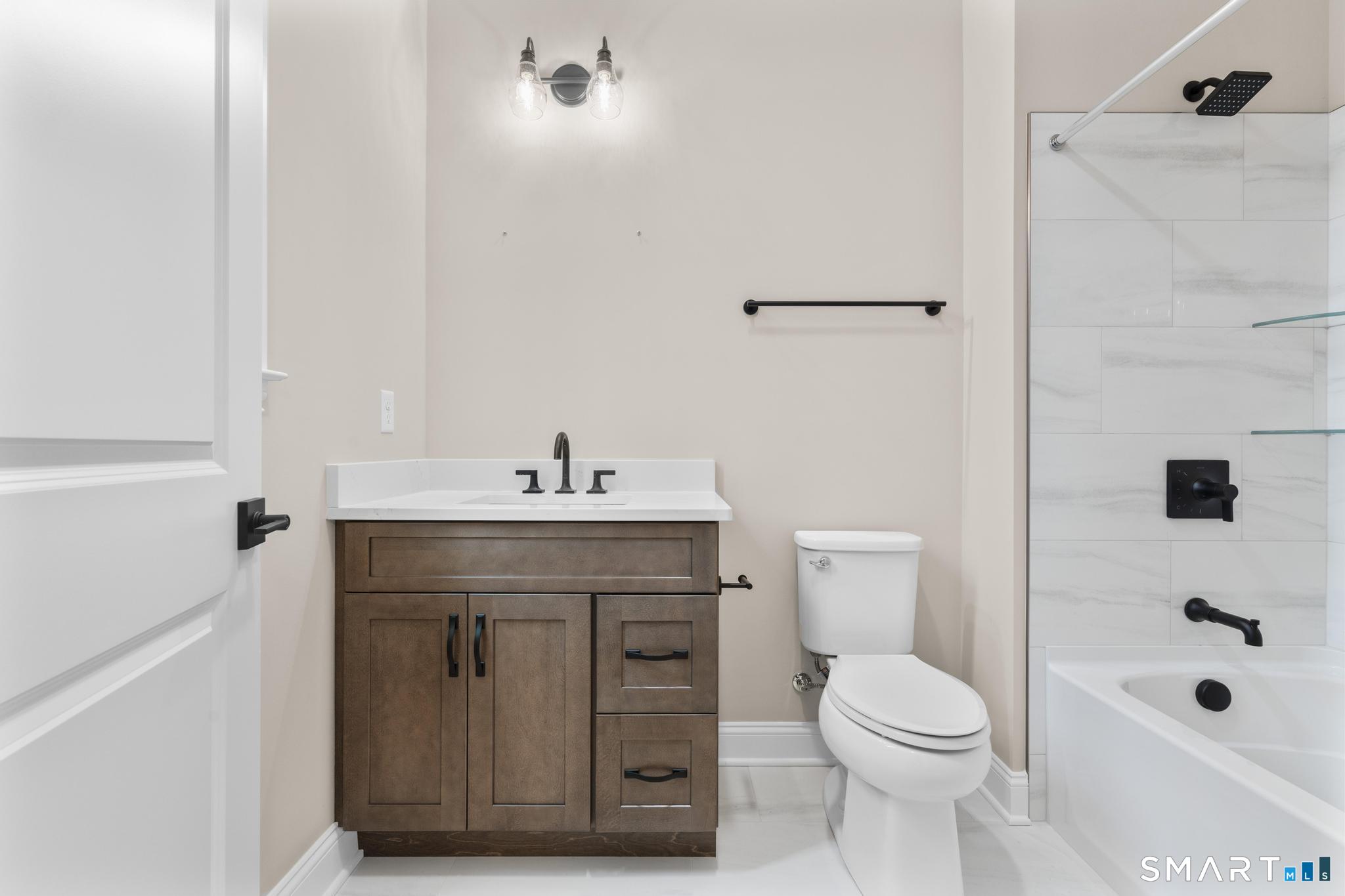 9 Twin Valley Road East Lyme CT 06333