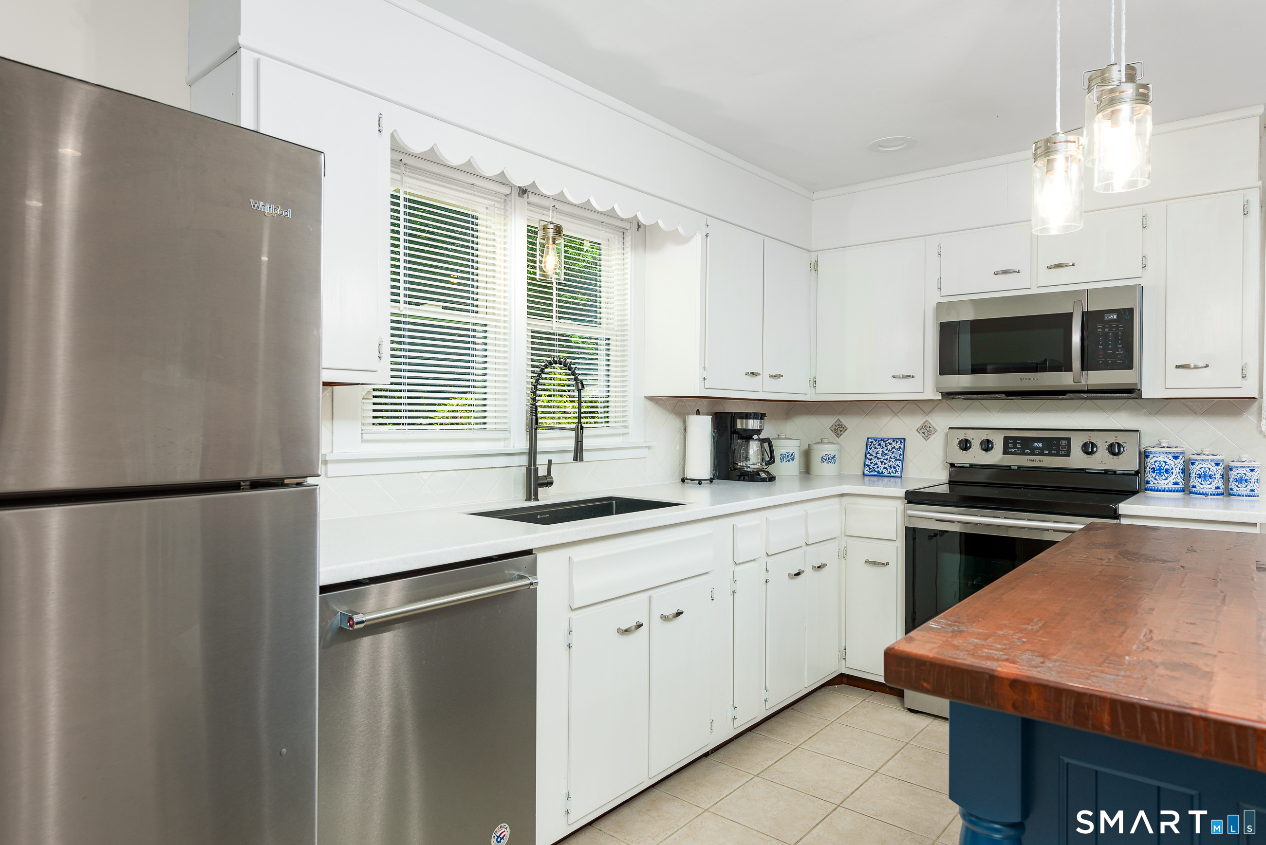 8 Sepous Road Avon CT 06001