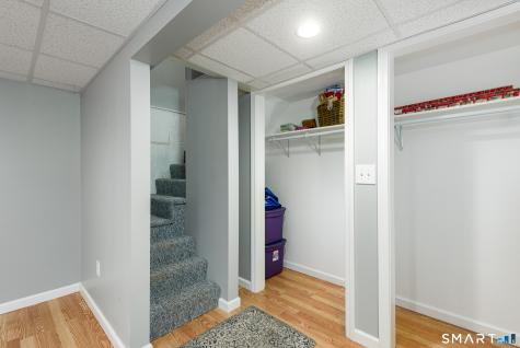 8 Sepous Road Avon CT 06001