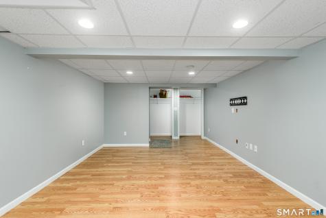 8 Sepous Road Avon CT 06001