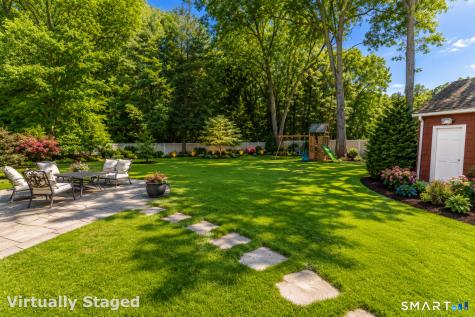 122 Pool Road North Haven CT 06473