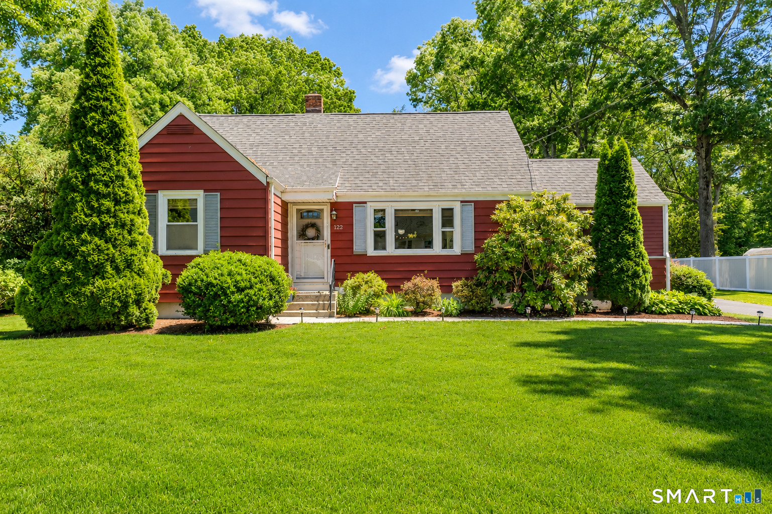 122 Pool Road North Haven CT 06473