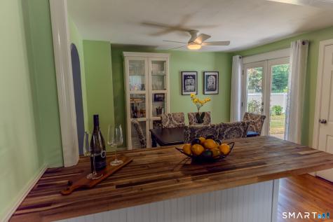 122 Pool Road North Haven CT 06473