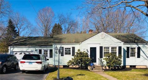 27 Knob Hill Drive Hamden CT 06518