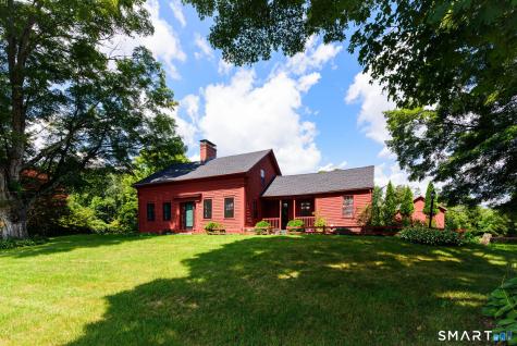 136 Hartford Road Brooklyn CT 06234