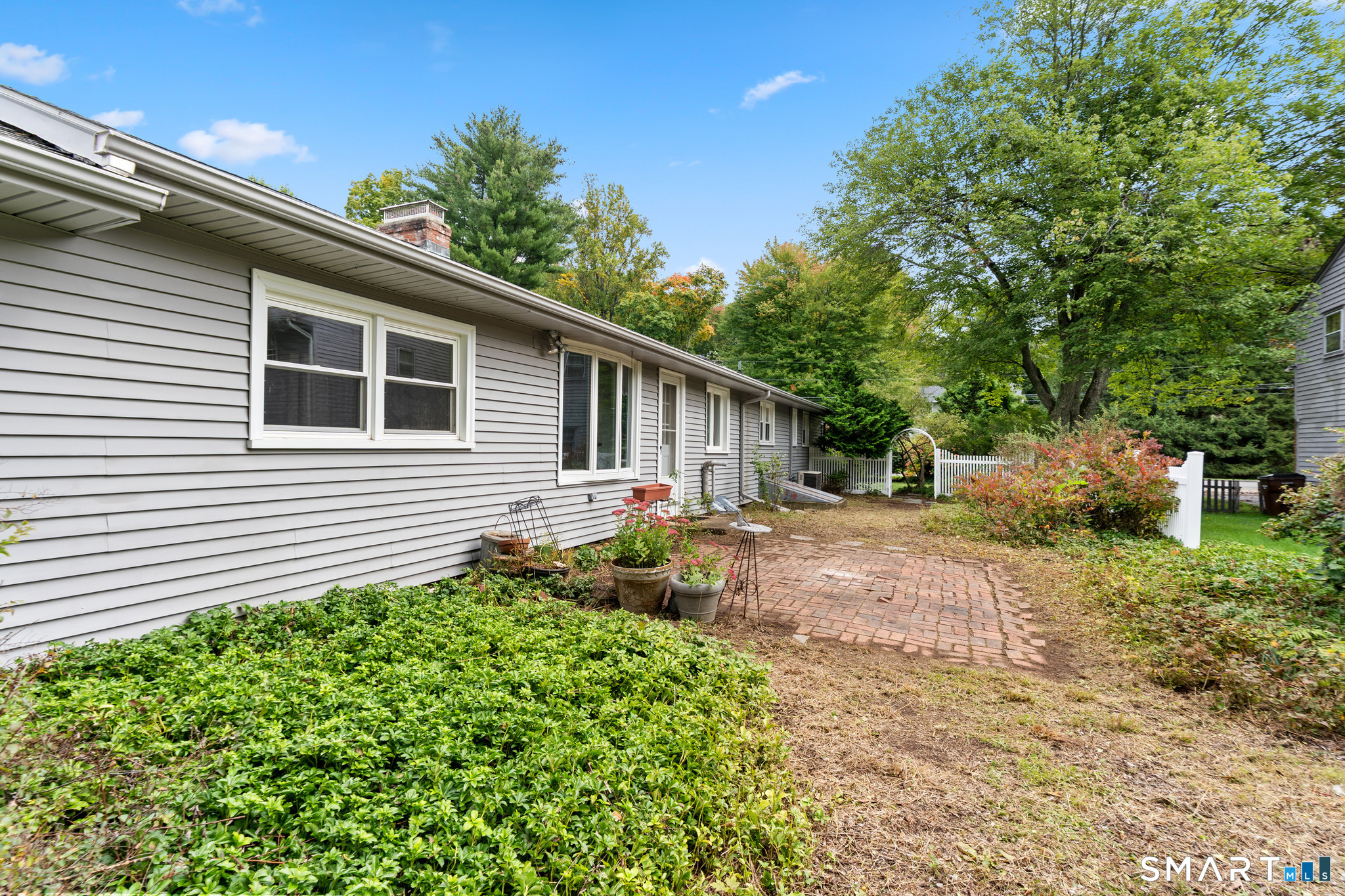 83 Richmond Lane West Hartford CT 06117