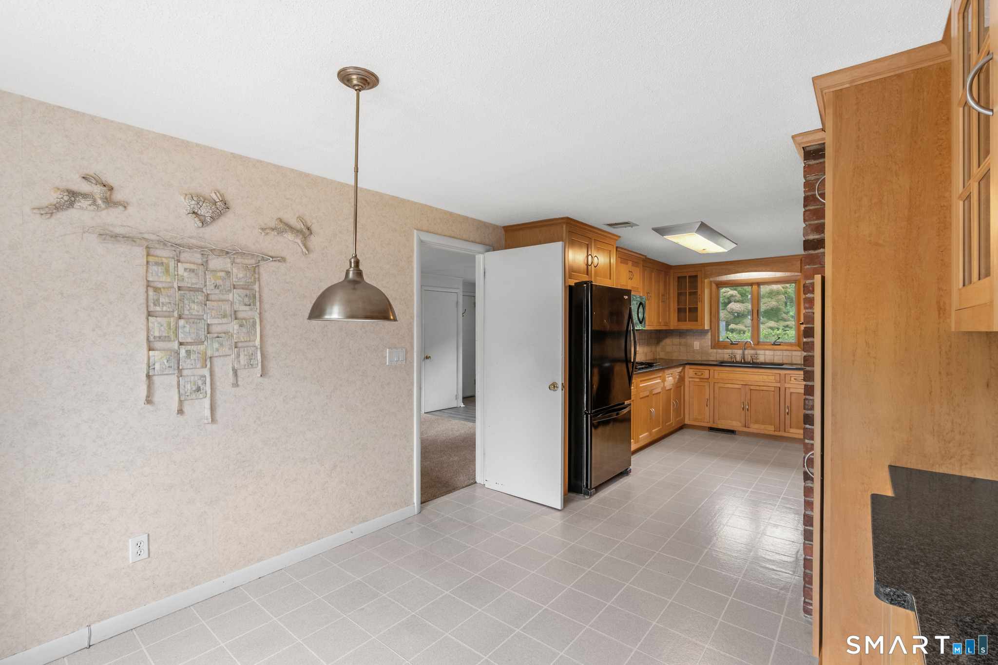 83 Richmond Lane West Hartford CT 06117
