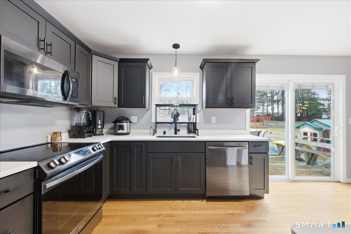 60 Cedar Lane Bozrah CT 06334