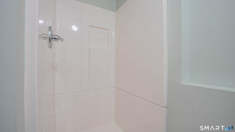 16 Miami Street East Haven CT 06513