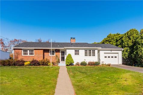 11 Cottage Grove Lane Waterbury CT 06706