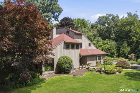 11 Fire Hill Lane Redding CT 06896