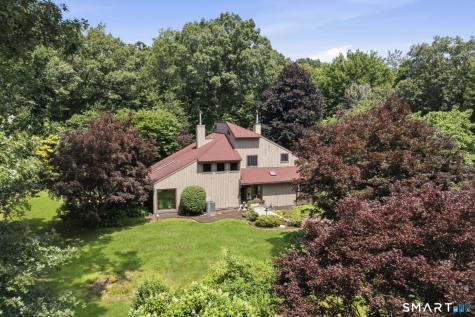 11 Fire Hill Lane Redding CT 06896