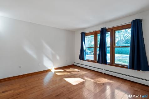 24 Cortland Street Windsor Locks CT 06096
