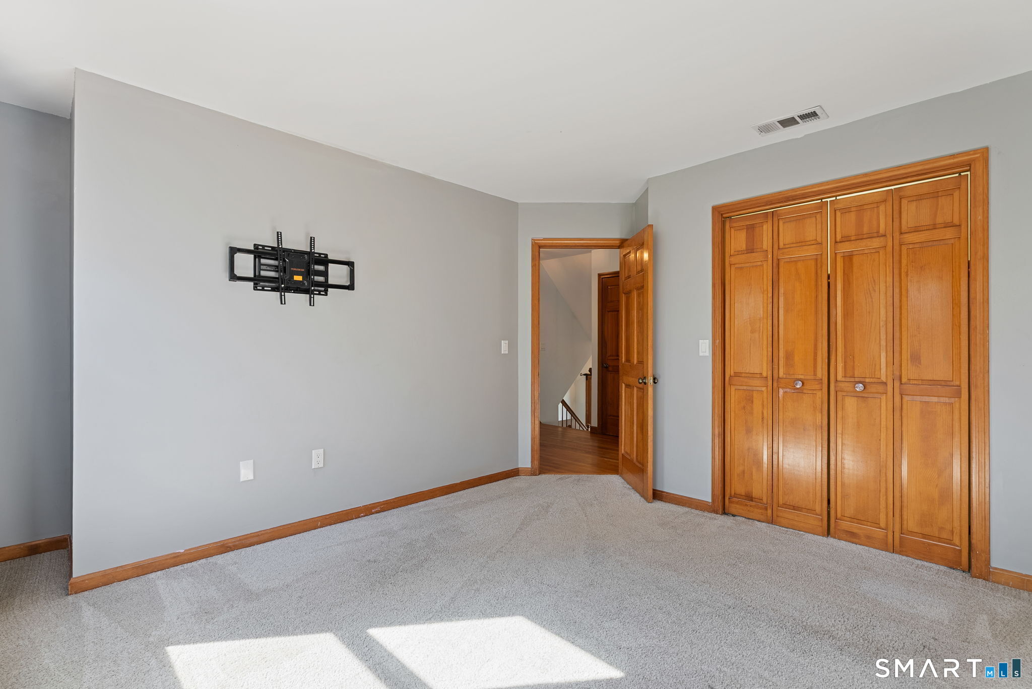 24 Cortland Street Windsor Locks CT 06096