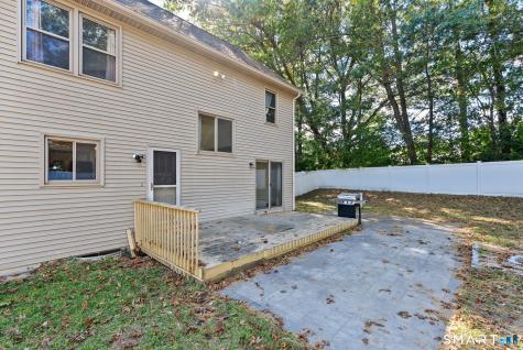 24 Cortland Street Windsor Locks CT 06096