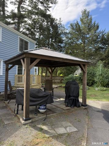 283 Hopmeadow Street Simsbury CT 06089
