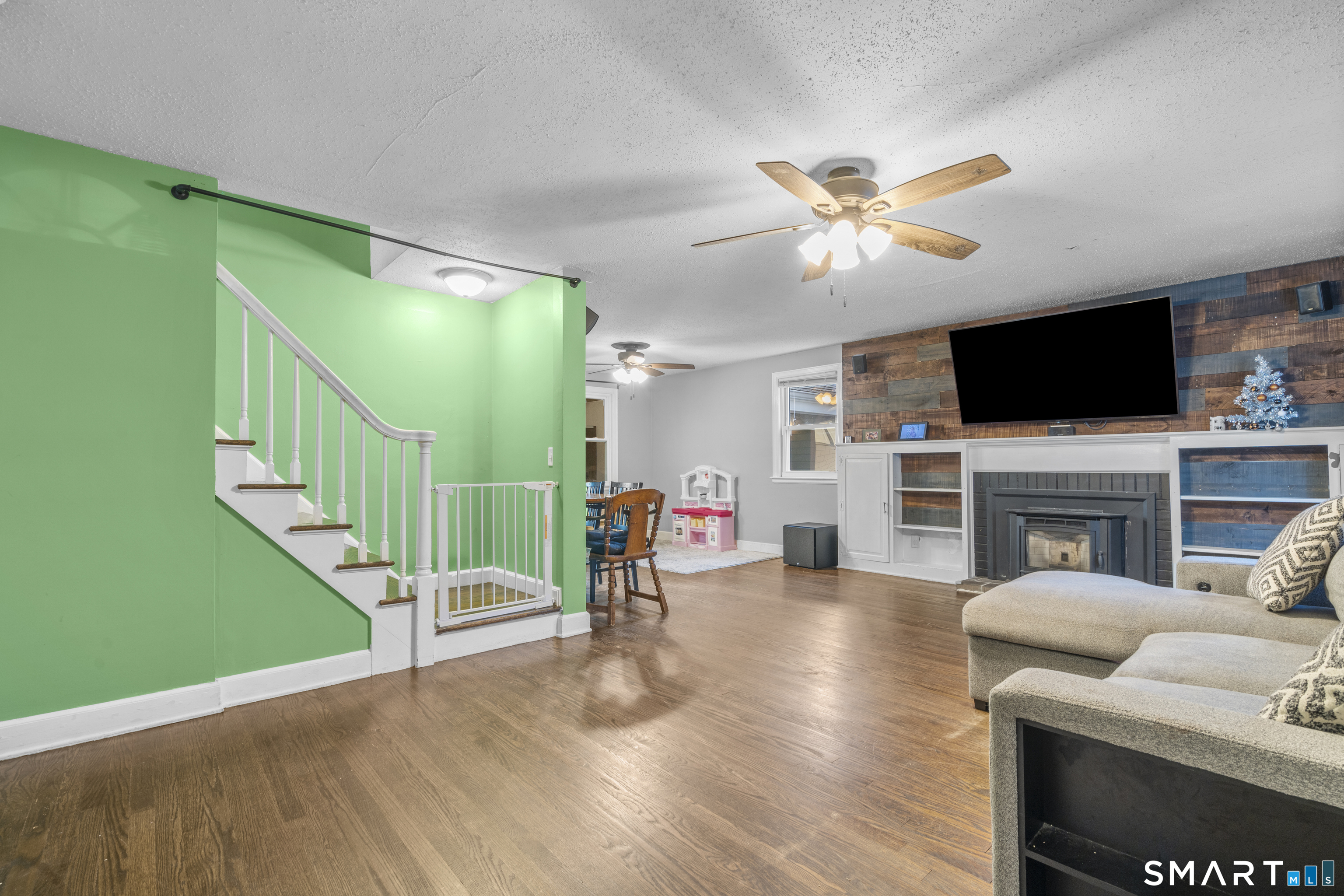 54 Oakland Avenue New Britain CT 06053