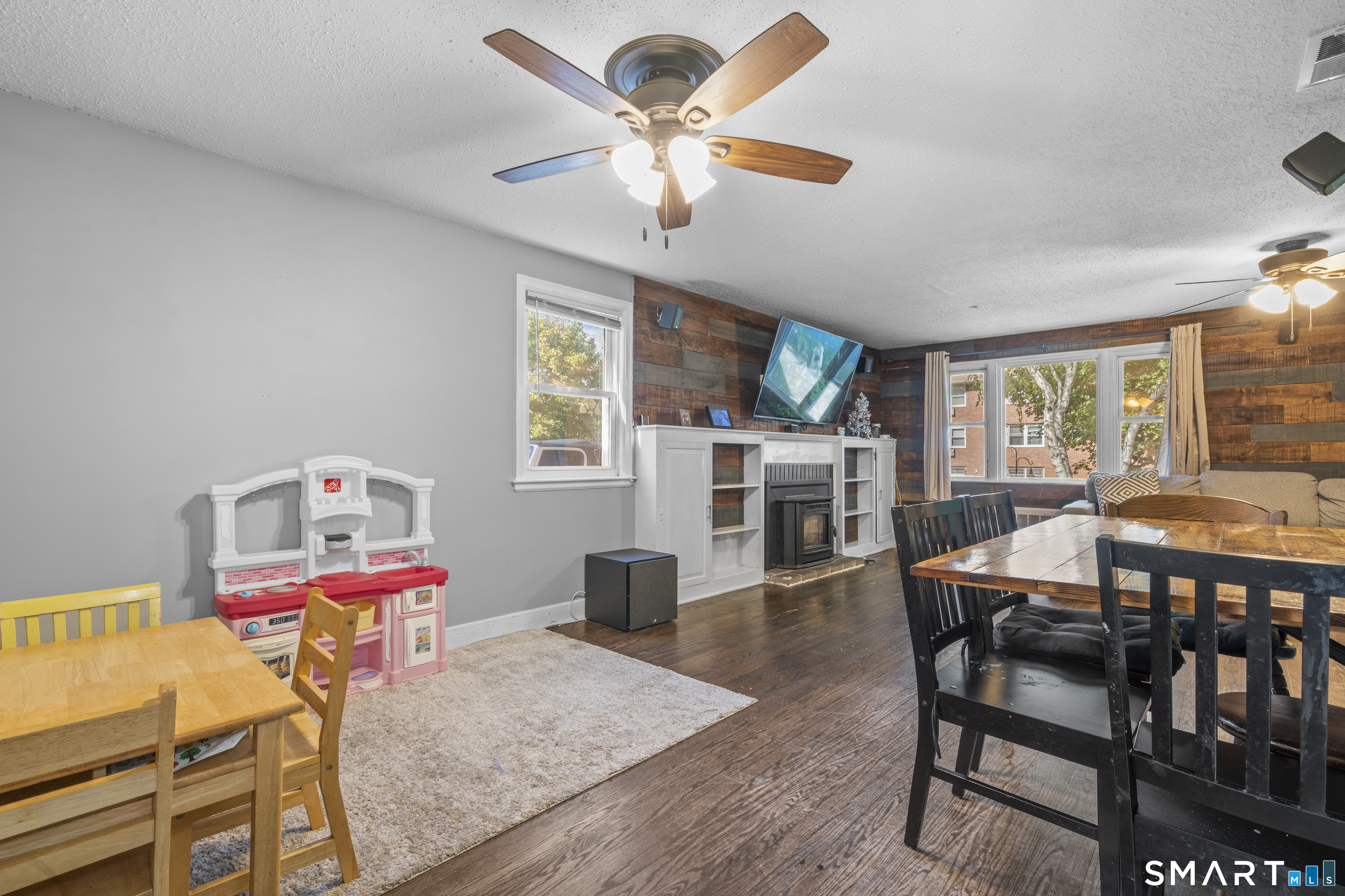 54 Oakland Avenue New Britain CT 06053