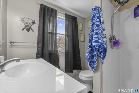 54 Oakland Avenue New Britain CT 06053