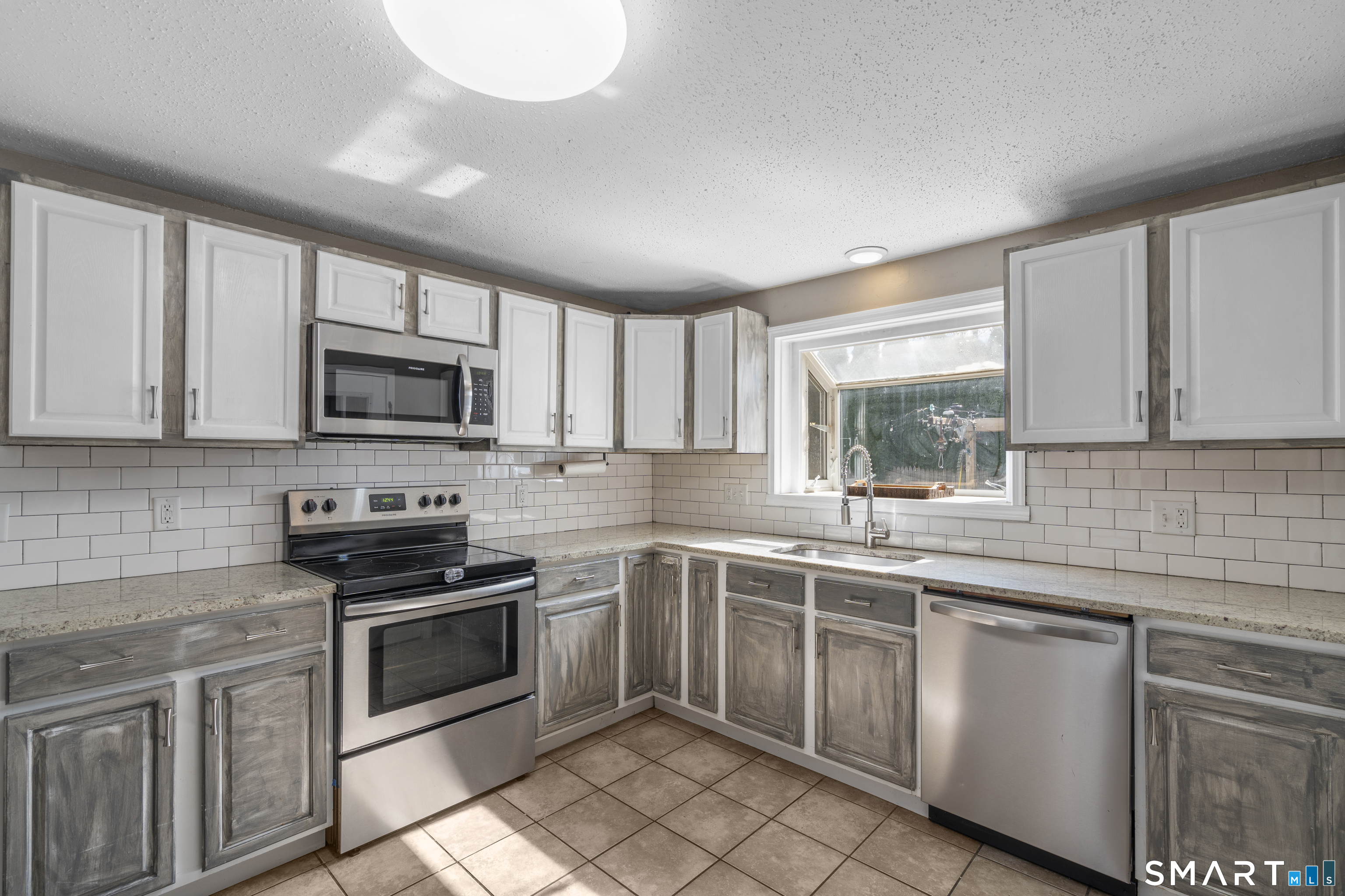 54 Oakland Avenue New Britain CT 06053