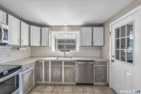 54 Oakland Avenue New Britain CT 06053