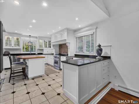 24 Krug Road Preston CT 06365