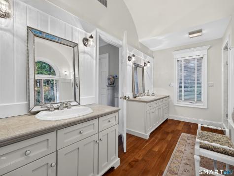 24 Krug Road Preston CT 06365